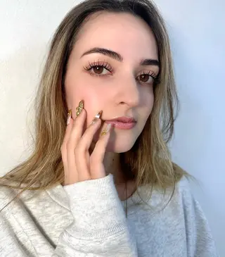 マツエク・マツパ BRILLANTE所属・BRILLANTE 🎀丸の内のマツエク・マツパデザイン