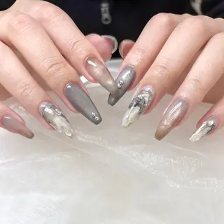 ネイル ネイルエルーシェ所属・Manatsu🌻 立川ネイリストのネイルデザイン