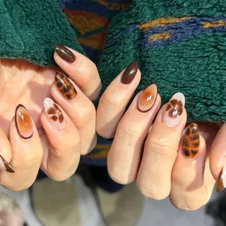 ネイル 🪐富島彩夏 /海外nail🪐のネイルデザイン