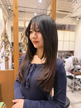 ロング パーマ ‎🤍江坂 ハヤシアヤナ‎🤍のヘアスタイル