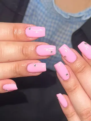 ネイル Beauty Salon amour所属・Seven's / NANAのネイルデザイン