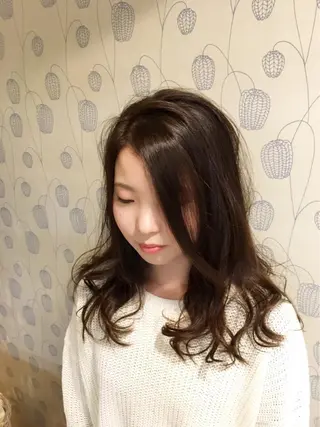 セミロング 坂井 千穂のヘアスタイル