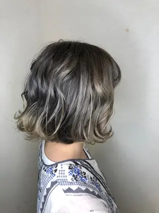 ショート カラー JILBLAN京都 ショート/ハイライトのヘアスタイル