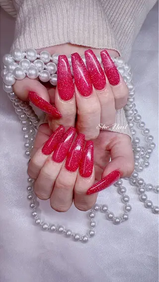 ネイル She   Nail所属・ISA_ BELLAのネイルデザイン