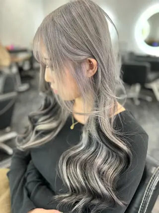 ロング カラー ヘアアレンジ LOHAS 優来（ユラ）のヘアスタイル