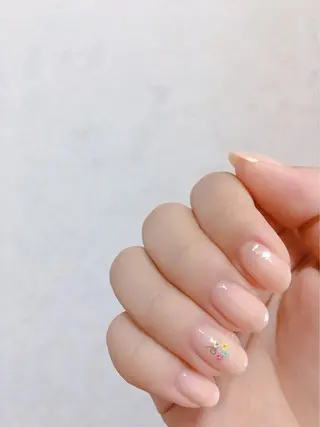 ネイル ネイル＆フラワーサロン〜Ri✦hiro〜鳥栖店所属・HIRATA RIEのネイルデザイン