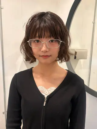 ショート パーマ ⭐︎ハイトーン /レイヤー✩momoのヘアスタイル