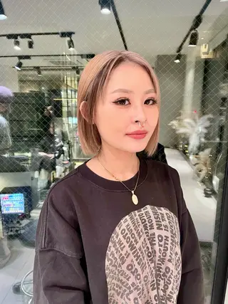 ミディアム GO TODAY SHAiRE SALON 原宿本店所属・REINA/ブリーチ /ハイトーン/原宿のヘアスタイル