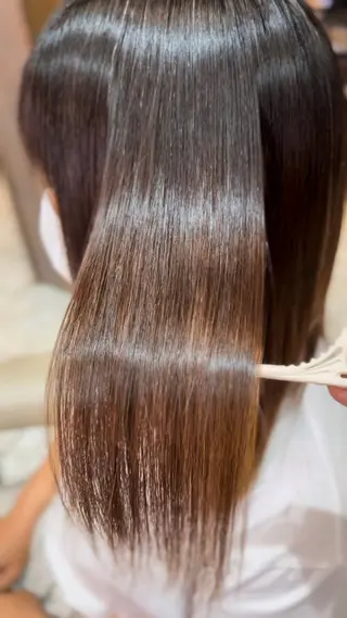 ロング 縮毛矯正/髪質改善 飯田公祐のヘアスタイル