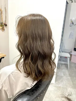 ロング カラー 色白に見える暗髪 梅田・増田のヘアスタイル