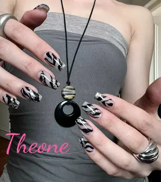 ネイル The oneアオイ アオイのネイルデザイン