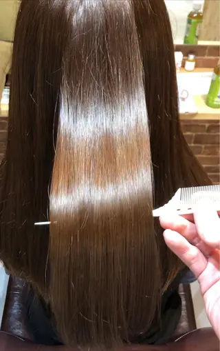 セミロング ⭐️艶髪⭐️髪質改善 newi町田 山本のヘアスタイル