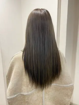 ロング カラー 野口 和真のヘアスタイル