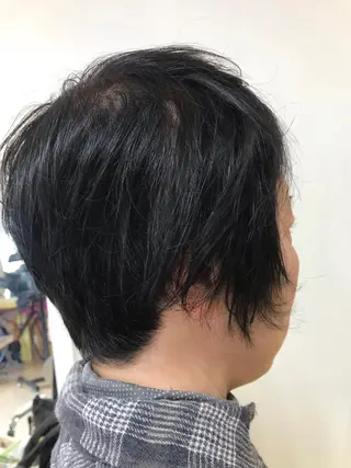 ショート カラー 横田 尚登のヘアスタイル