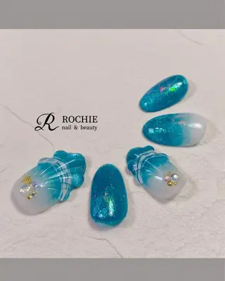 ネイル ROCHIE所属・ROCHIE ロキエ(まなみ)のネイルデザイン