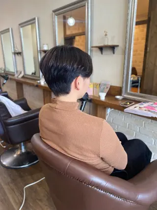 ショート Hair & Eyelash Riche所属・肥田 夕蘭のヘアスタイル