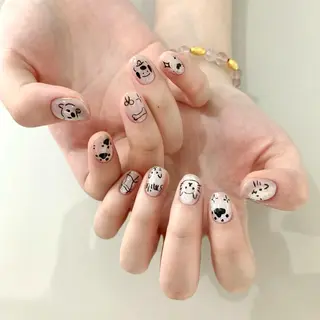 ネイル RAFFINE 月🦋🩵のネイルデザイン