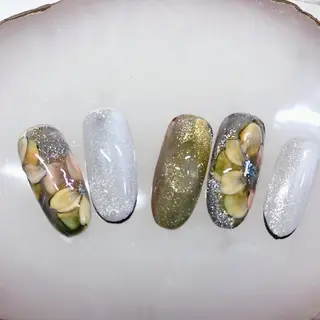 ネイル 奥園 良恵のネイルデザイン