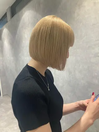 ミディアム HEDI所属・茨木 まひろのヘアスタイル