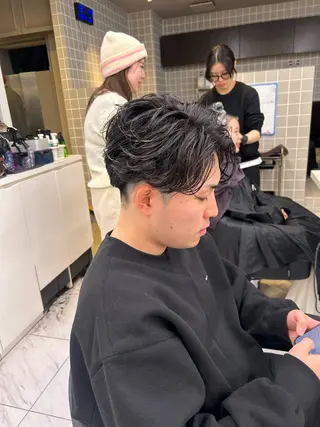 パーマ メンズ 韓国/トレンド レイヤー【101】のヘアスタイル