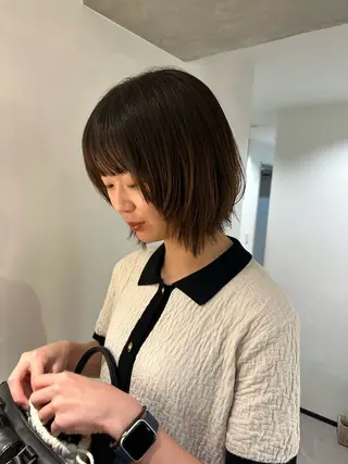 ミディアム 似合わせカット🫧 吉見衣生のヘアスタイル