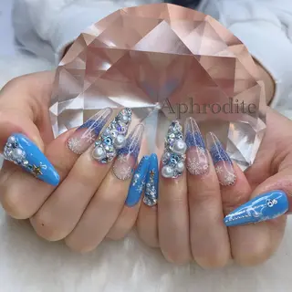 ネイル Aphrodite パラジェル認定サロンのネイルデザイン