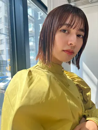 ショート カラー ヘアアレンジ moto船橋所属・対馬 粘音のヘアスタイル