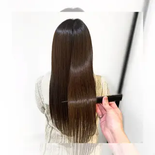 ロング IwAsh中山駅店所属・【ツヤ髪特化】 Santaのヘアスタイル