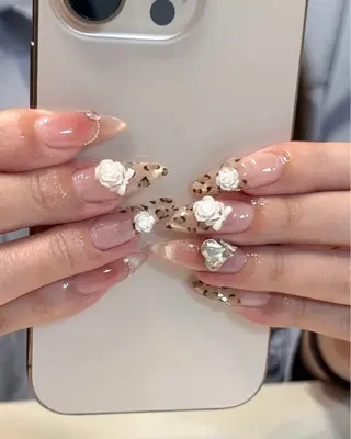 ネイル prunelle【she nail studio内】所属・prunelle .のネイルデザイン