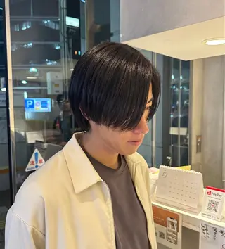 カラー メンズ 小林 莉緒のヘアスタイル