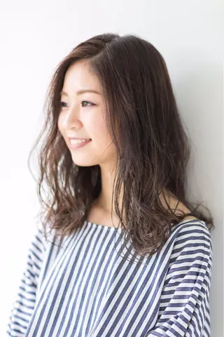 セミロング A. Seoのヘアスタイル