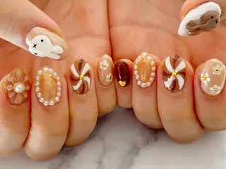 ネイル YUN 💅のネイルデザイン