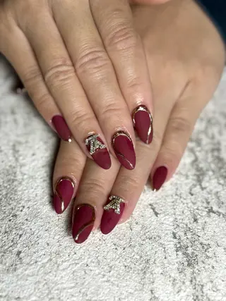 ネイル 山崎 成美のネイルデザイン