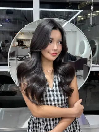 ミディアム カラー ヘアアレンジ 韓国レイヤー/ツヤ髪 🤍kosuke🤍のヘアスタイル