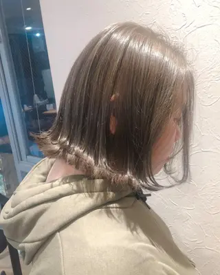 ミディアム カラー 韓国ヘア顔周りカット 艶髪ベージュtamaのヘアスタイル