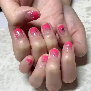 ショート カラー ネイル Lefreak (レフリーク).のネイルデザイン