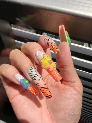 ネイル NAILSTUDIO401所属・ジェルチップ長さだし 専門ネイルサロンのネイルデザイン