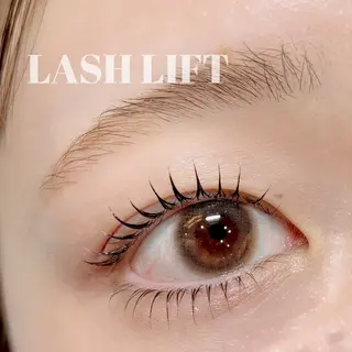 マツエク・マツパ REVIA :katoのマツエク・マツパデザイン