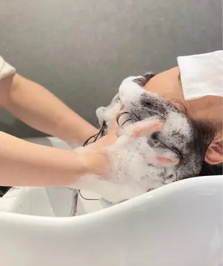 LOVESTOIKE 井上つぐみ/透明感のヘアスタイル