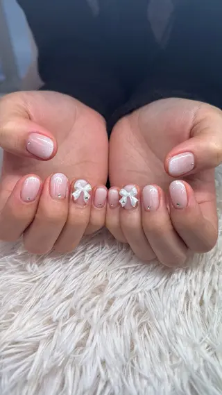 ネイル BISOLA所属・SUZUKI AMIのネイルデザイン