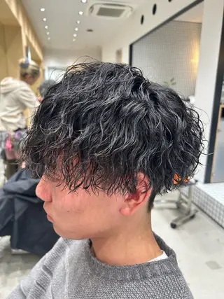 パーマ メンズ 🐲ツイスパ🐲 フェード/龍のヘアスタイル