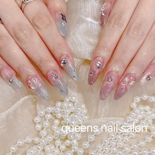 ネイル 🎀まゆ 🪽🐾のネイルデザイン