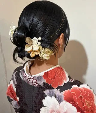 ミディアム COLO✨️ 白川綺香のヘアスタイル