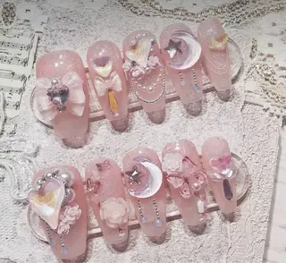 ネイル D-BEAUTY Nailsalonのネイルデザイン