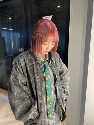 ショート yuri/オリーブ/ 暖色カラー/レイヤーのヘアスタイル