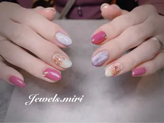 ネイル Jewels nail lily 白楽所属・ネイルサロン Jewels Mのネイルデザイン