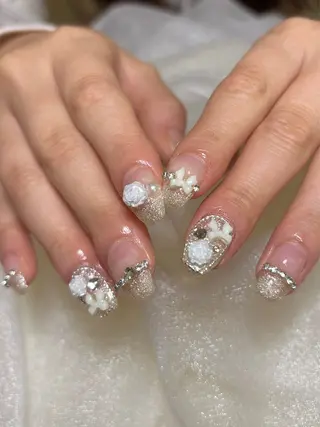 ミディアム mer natsumiのネイルデザイン