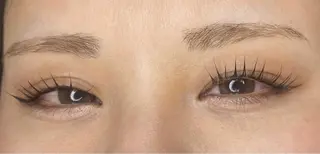 マツエク・マツパ JILL ユキのヘアスタイル