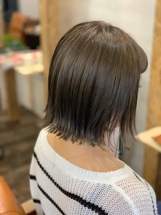 ショート カラー ✨ハイトーン✨透明感 ✨生神　優季のヘアスタイル