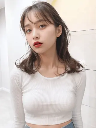 ミディアム color coutureのヘアスタイル